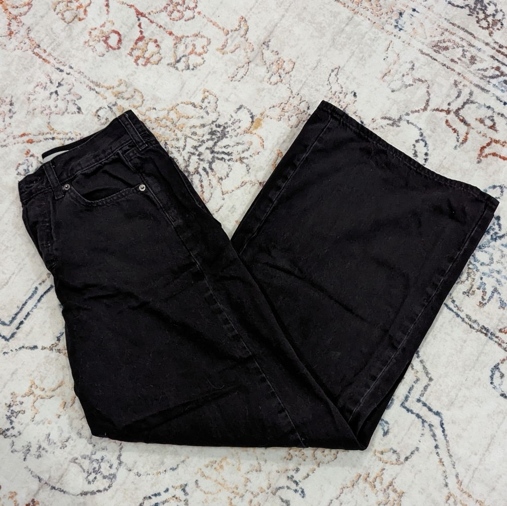 Mid Rise Wide Leg Jeans